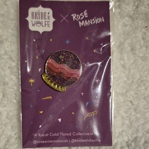 Rose Mansion Lapel Pin Interactive Wine Tasting Adventure New York Rare
